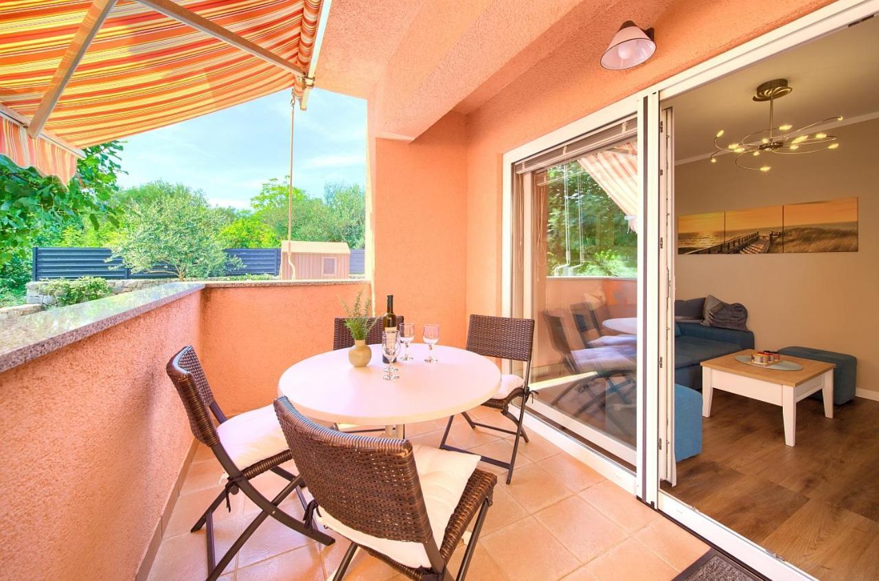 Apartman Bor Krk Крк Экстерьер фото